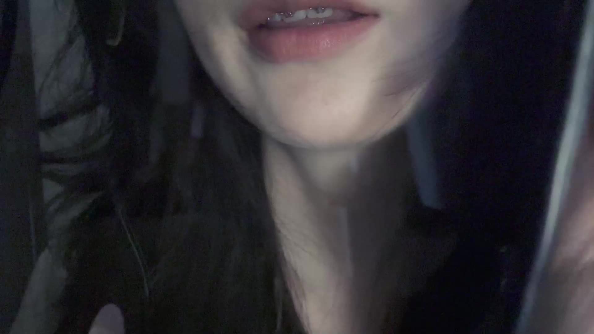 #布鲁比呐呐 酸奶舔屏