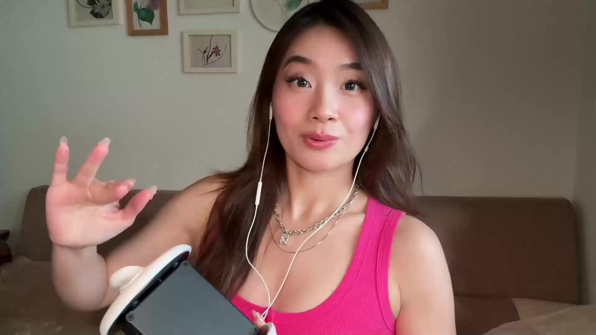 #lin 疯狂的吃耳
